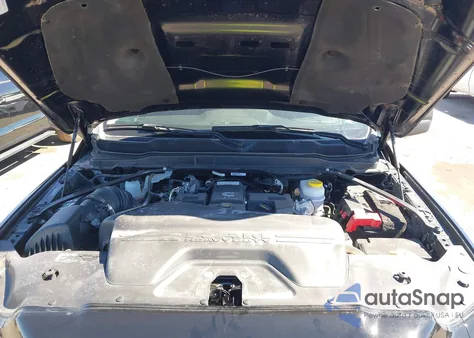 2024 Ram 2500 Laramie 4X4 6'4 Box z USA, uszkodzony, nr VIN 3C6UR5FL7RG203490